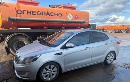 KIA Rio III рестайлинг, 2014 год, 880 000 рублей, 5 фотография