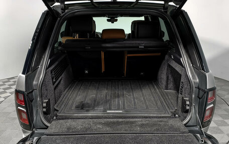 Land Rover Range Rover IV рестайлинг, 2018 год, 5 590 000 рублей, 26 фотография