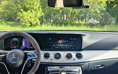 Mercedes-Benz E-Класс, 2021 год, 2 600 000 рублей, 6 фотография