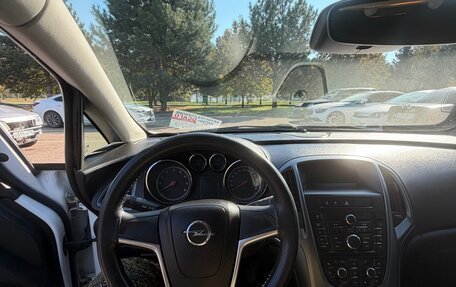 Opel Astra J, 2012 год, 660 000 рублей, 11 фотография