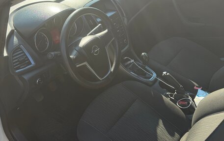 Opel Astra J, 2012 год, 660 000 рублей, 9 фотография