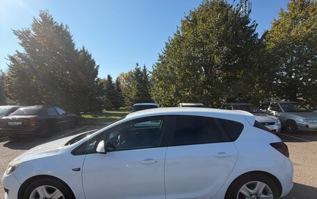 Opel Astra J, 2012 год, 660 000 рублей, 6 фотография