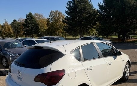 Opel Astra J, 2012 год, 660 000 рублей, 3 фотография