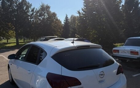 Opel Astra J, 2012 год, 660 000 рублей, 5 фотография