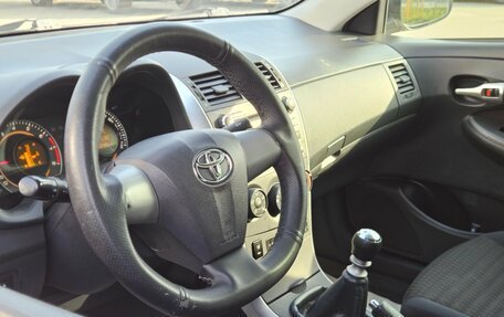 Toyota Corolla, 2012 год, 915 000 рублей, 10 фотография