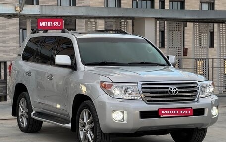 Toyota Land Cruiser 200, 2008 год, 3 000 000 рублей, 4 фотография