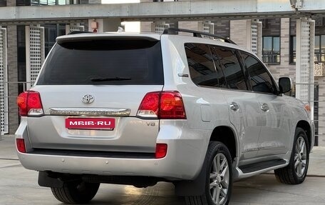 Toyota Land Cruiser 200, 2008 год, 3 000 000 рублей, 6 фотография