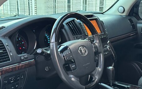 Toyota Land Cruiser 200, 2008 год, 3 000 000 рублей, 18 фотография