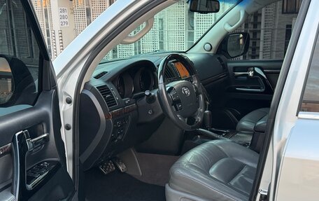 Toyota Land Cruiser 200, 2008 год, 3 000 000 рублей, 17 фотография