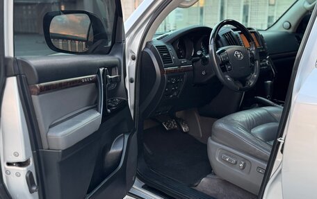 Toyota Land Cruiser 200, 2008 год, 3 000 000 рублей, 16 фотография