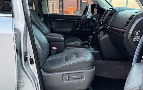 Toyota Land Cruiser 200, 2008 год, 3 000 000 рублей, 27 фотография