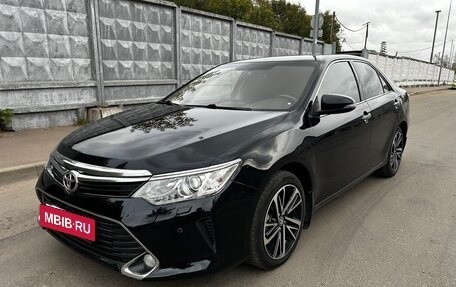 Toyota Camry, 2016 год, 2 090 000 рублей, 3 фотография