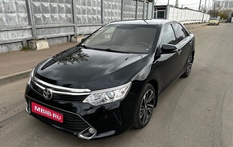 Toyota Camry, 2016 год, 2 090 000 рублей, 5 фотография