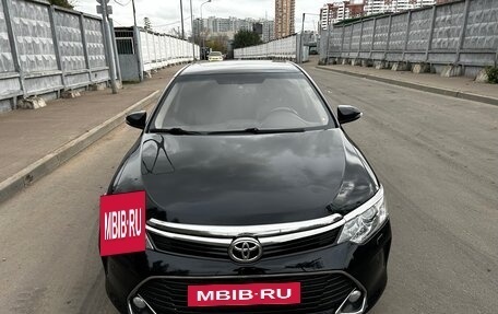 Toyota Camry, 2016 год, 2 090 000 рублей, 6 фотография