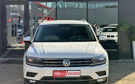 Volkswagen Tiguan II, 2017 год, 2 650 000 рублей, 3 фотография