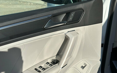 Volkswagen Tiguan II, 2017 год, 2 650 000 рублей, 11 фотография