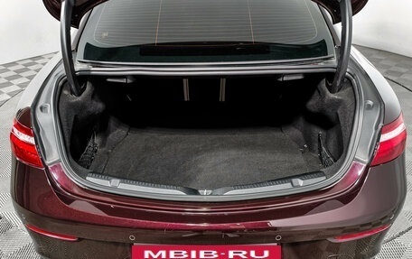 Mercedes-Benz E-Класс, 2018 год, 4 750 000 рублей, 21 фотография