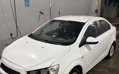 Chevrolet Aveo III, 2013 год, 650 000 рублей, 3 фотография