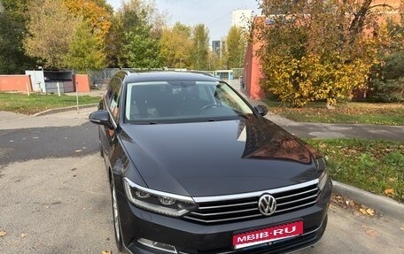 Volkswagen Passat B8 рестайлинг, 2018 год, 2 399 000 рублей, 1 фотография