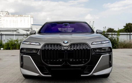 BMW 7 серия, 2025 год, 13 280 000 рублей, 2 фотография