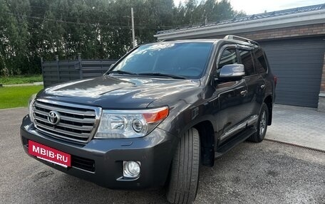 Toyota Land Cruiser 200, 2013 год, 3 540 000 рублей, 9 фотография
