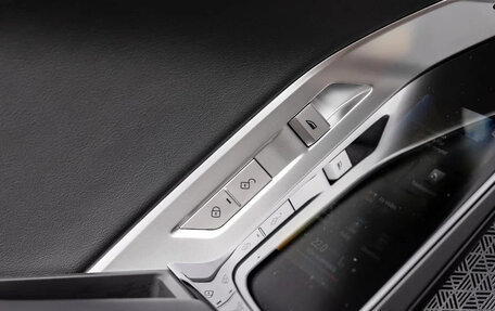 BMW 7 серия, 2025 год, 13 280 000 рублей, 19 фотография