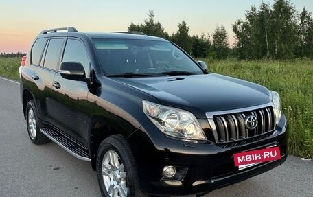 Toyota Land Cruiser Prado 150 рестайлинг 2, 2010 год, 2 650 000 рублей, 3 фотография