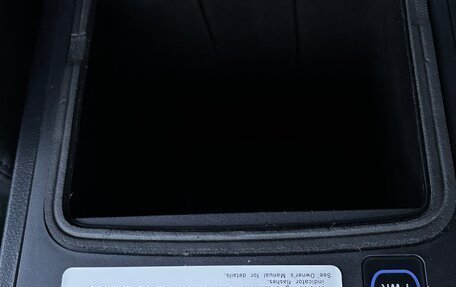 Toyota Land Cruiser Prado 150 рестайлинг 2, 2010 год, 2 650 000 рублей, 14 фотография