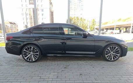 BMW 5 серия, 2019 год, 4 350 000 рублей, 8 фотография