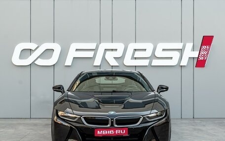 BMW i8 I рестайлинг, 2014 год, 5 900 000 рублей, 3 фотография