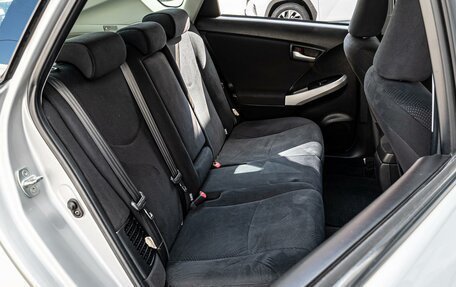 Toyota Prius, 2012 год, 1 135 000 рублей, 8 фотография
