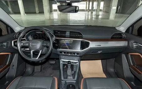 Audi Q3, 2023 год, 2 384 000 рублей, 9 фотография