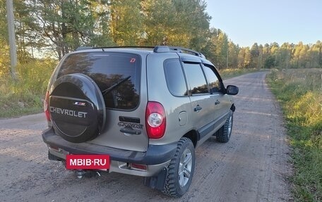 Chevrolet Niva I рестайлинг, 2008 год, 520 000 рублей, 3 фотография
