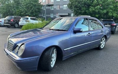 Mercedes-Benz E-Класс, 2001 год, 200 000 рублей, 1 фотография