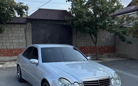 Mercedes-Benz E-Класс, 2004 год, 870 000 рублей, 1 фотография