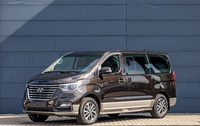 Hyundai Grand Starex Grand Starex I рестайлинг 2, 2018 год, 2 455 000 рублей, 1 фотография