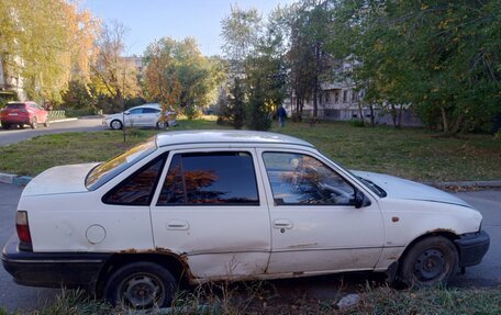 Daewoo Nexia I рестайлинг, 2002 год, 20 000 рублей, 4 фотография