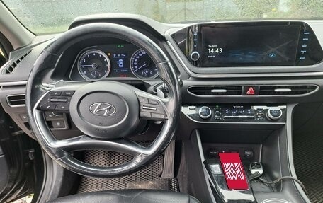 Hyundai Sonata VIII, 2019 год, 1 610 000 рублей, 11 фотография