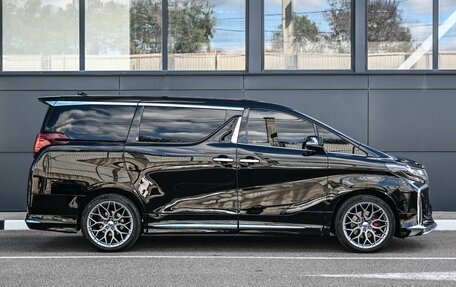 Toyota Alphard III, 2019 год, 4 349 000 рублей, 5 фотография