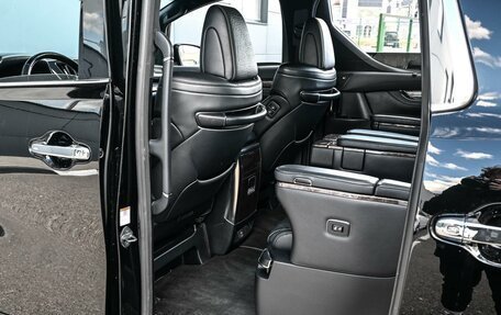 Toyota Alphard III, 2019 год, 4 349 000 рублей, 12 фотография