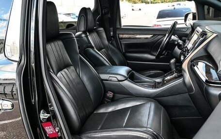 Toyota Alphard III, 2019 год, 4 349 000 рублей, 8 фотография