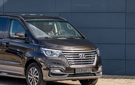 Hyundai Grand Starex Grand Starex I рестайлинг 2, 2018 год, 2 455 000 рублей, 8 фотография
