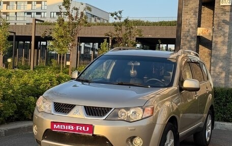 Mitsubishi Outlander III рестайлинг 3, 2007 год, 1 050 000 рублей, 1 фотография