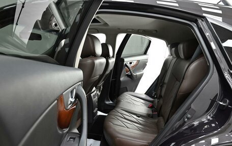 Infiniti QX70, 2015 год, 1 765 000 рублей, 6 фотография