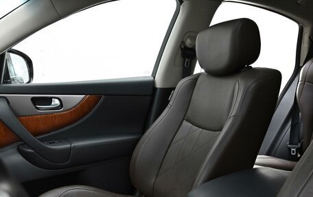 Infiniti QX70, 2015 год, 1 765 000 рублей, 17 фотография