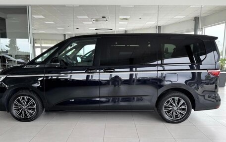 Volkswagen Multivan, 2023 год, 5 250 000 рублей, 8 фотография