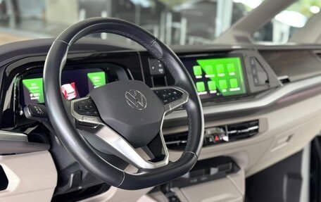 Volkswagen Multivan, 2023 год, 5 250 000 рублей, 14 фотография