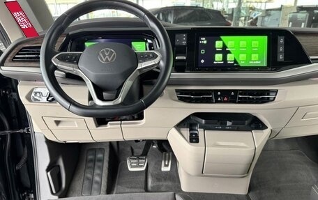 Volkswagen Multivan, 2023 год, 5 250 000 рублей, 12 фотография