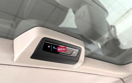 Volkswagen Multivan, 2023 год, 5 250 000 рублей, 17 фотография