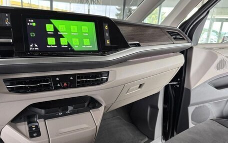 Volkswagen Multivan, 2023 год, 5 250 000 рублей, 30 фотография